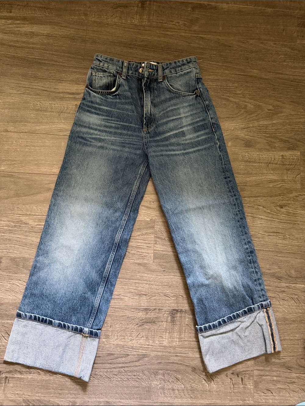 Zara Women's Light Blue Straight Jeans